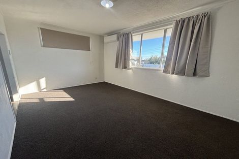 Photo of property in 34 Othello Drive, Clover Park, Auckland, 2023