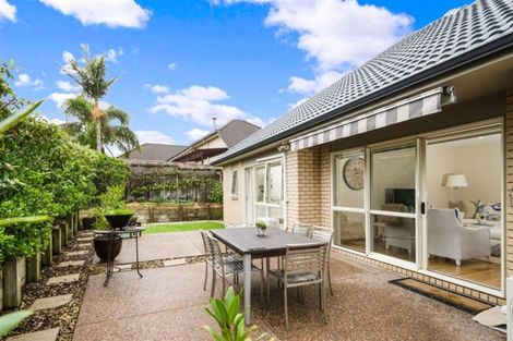 Photo of property in 14 Hendrika Court, Hobsonville, Auckland, 0618