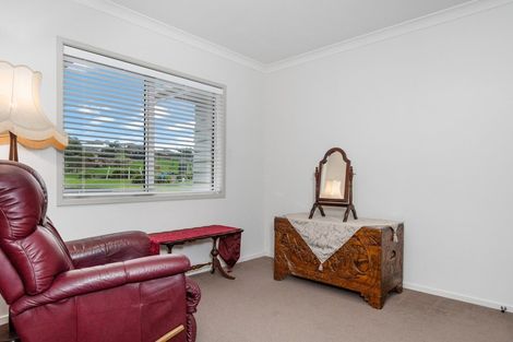 Photo of property in 17 Merriman Place, Pyes Pa, Tauranga, 3112