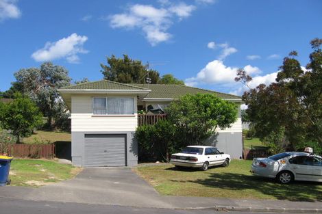 Photo of property in 7 Santiago Crescent, Unsworth Heights, Auckland, 0632