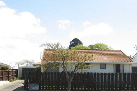 Photo of property in 51 Chipping Lane, Redwood, Christchurch, 8051