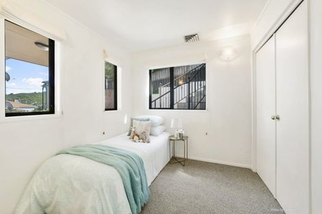 Photo of property in 98c Northland Road, Northland, Wellington, 6012
