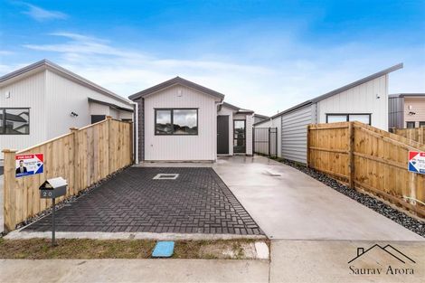 Photo of property in 20 Combat Street, Papakura, 2110