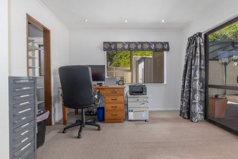 Photo of property in 168 Saint Andrews Road, Plimmerton, Porirua, 5026