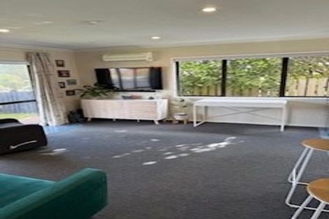 Photo of property in 1/20 Mandeville Crescent, Grenada Village, Wellington, 6037