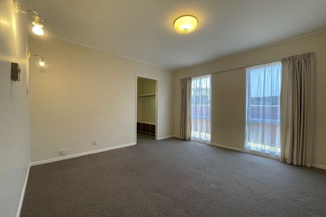Photo of property in 11a Cook Street, Karori, Wellington, 6012