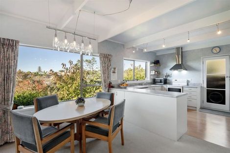 Photo of property in 2/178 Stapleford Crescent, Browns Bay, Auckland, 0630
