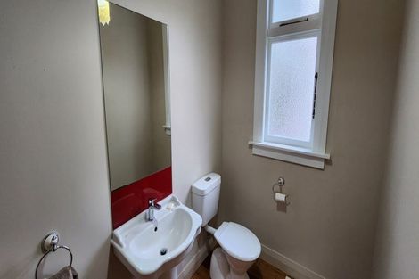 Photo of property in 123 Wairau Road, Oakura, 4314