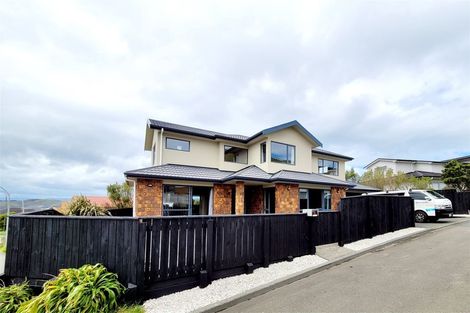 Photo of property in 3 Comber Place, Johnsonville, Wellington, 6037