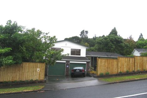 Photo of property in 143 Chelsea Drive, Chatswood, Auckland, 0626