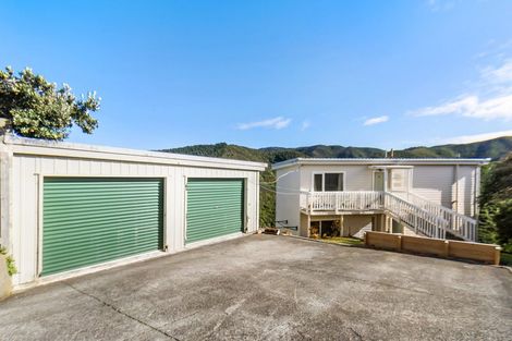 Photo of property in 11b Clinton Way, Kingston, Wellington, 6021