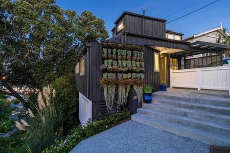 Photo of property in 91 Princes Street, Northcote Point, Auckland, 0627