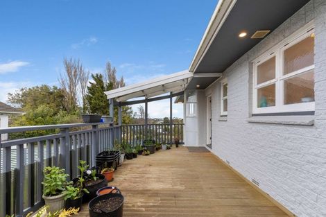 Photo of property in 124 Mount View Road, Bastia Hill, Whanganui, 4500