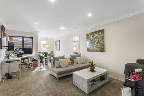 Photo of property in 305 Albany Highway, Rosedale, Auckland, 0632