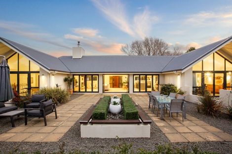 Photo of property in 90 Peka Peka Road, Peka Peka, Waikanae, 5391