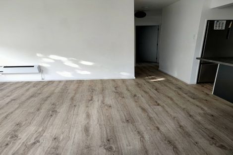 Photo of property in 19/125u Queens Drive, Lyall Bay, Wellington, 6022