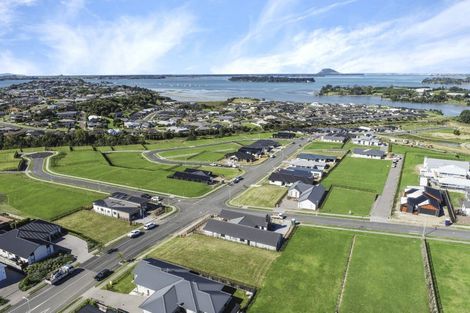 Photo of property in 46 Ridge Drive, Omokoroa, 3114