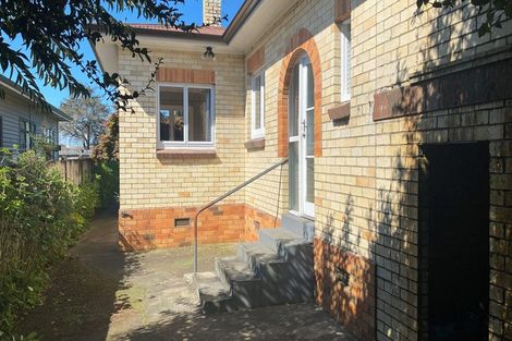 Photo of property in 82 George Street, Tuakau, 2121