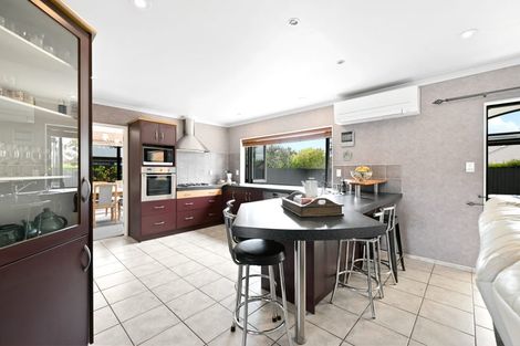 Photo of property in 17 Grasmere Court, Huntington, Hamilton, 3210