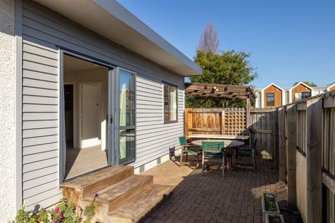 Photo of property in 2/25 Cross Street, Phillipstown, Christchurch, 8011