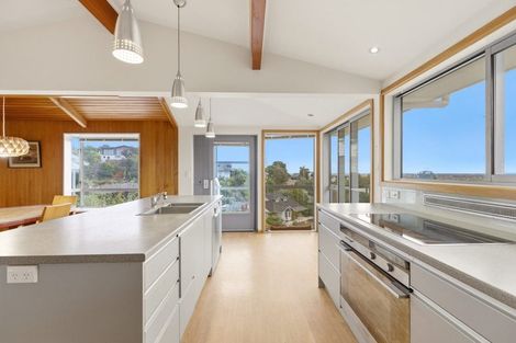Photo of property in 31 Janice Place, Mount Pleasant, Christchurch, 8081