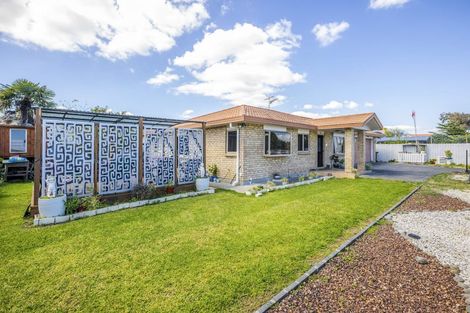 Photo of property in 64a Robertson Road, Favona, Auckland, 2024