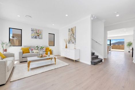 Photo of property in 19 Dungloe Avenue, Flat Bush, Auckland, 2019