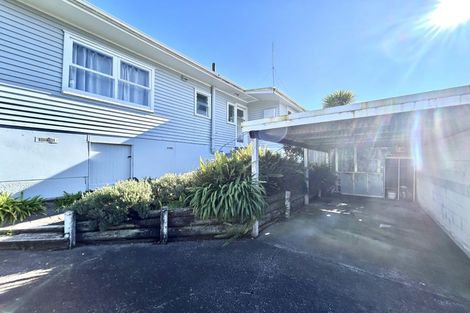 Photo of property in 1/41 Aeroview Drive, Beach Haven, Auckland, 0626