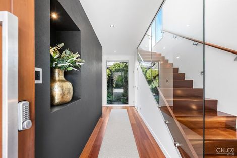 Photo of property in 11 Parkwood Grove, Trentham, Upper Hutt, 5018