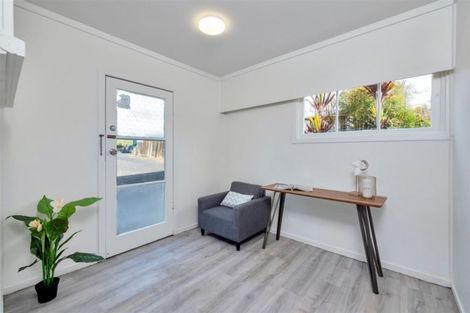 Photo of property in 57 Metcalfe Road, Ranui, Auckland, 0612