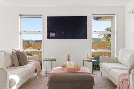Photo of property in 244 Ballintoy Park Drive, Welcome Bay, Tauranga, 3175