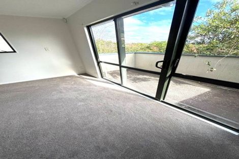 Photo of property in 14 Arrowsmith Drive, Clover Park, Auckland, 2019
