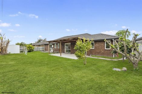 Photo of property in 210 Saint James Drive, Huntington, Hamilton, 3210