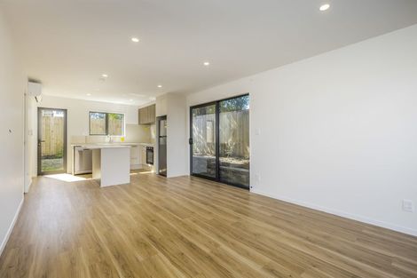 Photo of property in 8d Jupiter Street, Rosehill, Papakura, 2113