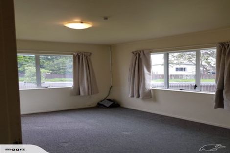 Photo of property in 32 Heathdale Crescent, Papakura, 2110