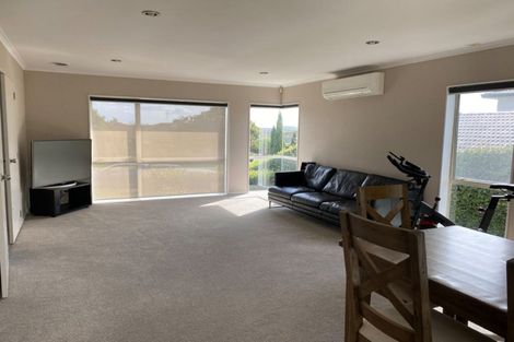 Photo of property in 8 Moycullien Lane, East Tamaki Heights, Auckland, 2016