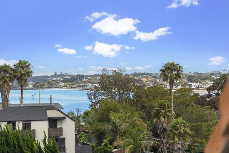 Photo of property in 2/111 Beach Road, Castor Bay, Auckland, 0620