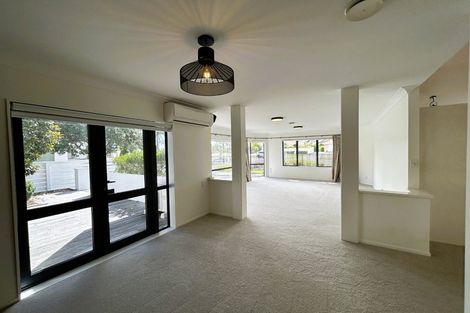 Photo of property in 16 Palm Beach Boulevard, Papamoa Beach, Papamoa, 3118