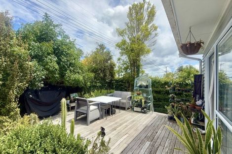 Photo of property in 1/41 Aeroview Drive, Beach Haven, Auckland, 0626