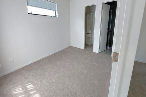 Photo of property in 20b Mackenzie Street, Te Atatu South, Auckland, 0610