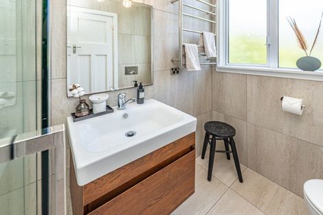 Photo of property in 19 Kent Road, Saint Johns Hill, Whanganui, 4501