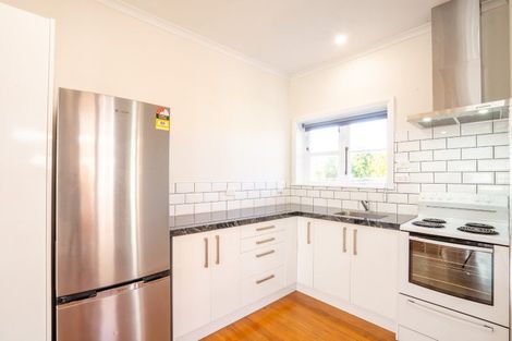 Photo of property in 262 College Street, West End, Palmerston North, 4412