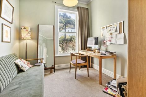 Photo of property in 12 Burnell Avenue, Thorndon, Wellington, 6011