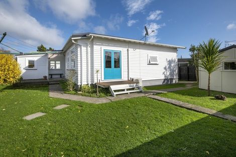 Photo of property in 58b Salisbury Street, Levin, 5510