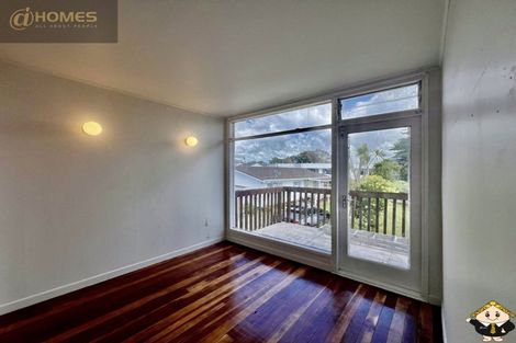 Photo of property in 84 Roberts Road, Te Atatu South, Auckland, 0610