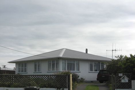 Photo of property in 26 Lee Street, Castlecliff, Whanganui, 4501