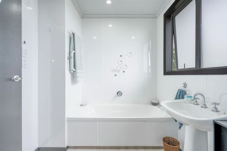 Photo of property in 43 Herriot Street, Richmond, Invercargill, 9810
