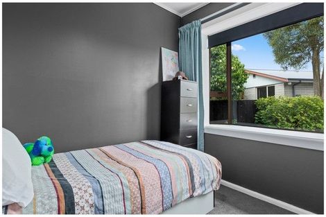 Photo of property in 15 Elwyn Place, Avonhead, Christchurch, 8042