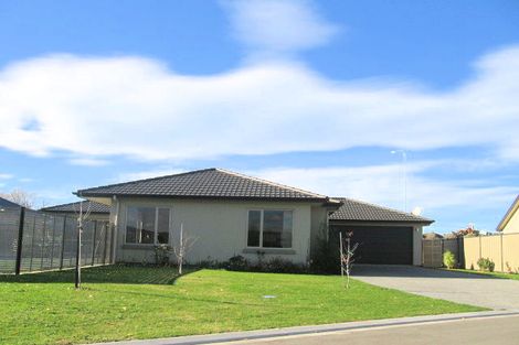 Photo of property in 15 Blythfield Place, Taradale, Napier, 4112
