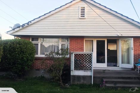 Photo of property in 2/12 Roslyn Avenue, Mairehau, Christchurch, 8052